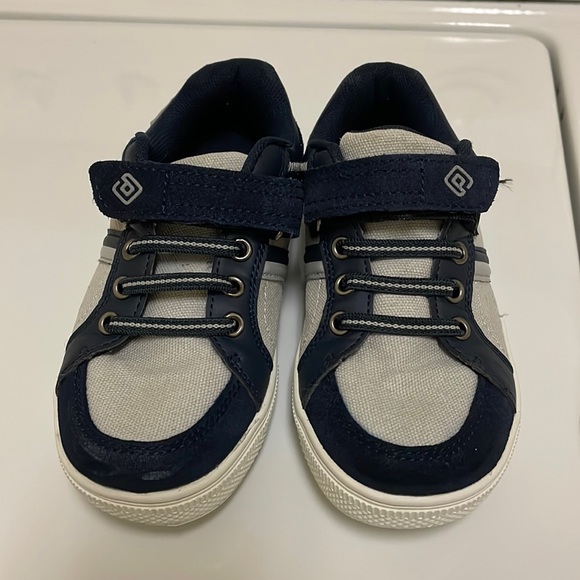 Size 12 shoes - Picture 1 of 6